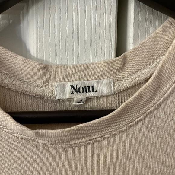 Noul T-Shirt Dress - Picture 2 of 3